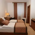 Private D036 New Vucko