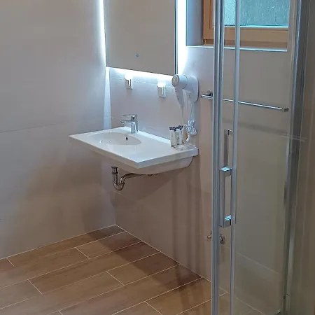 Private D036 New Vucko *