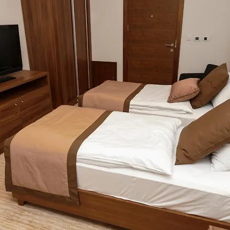 Private D036 New Vucko Яхорина